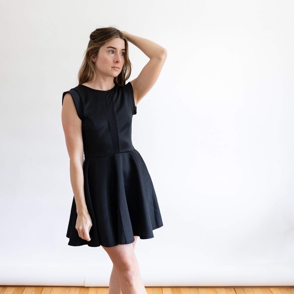 Peek-a-boo Black Party Dress - Picture 5 of 5